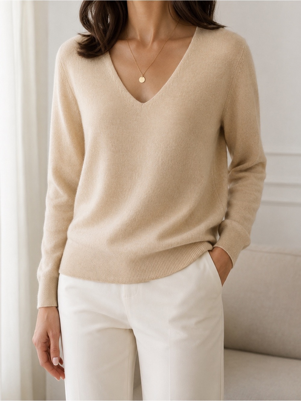 Aritzia Babaton The Group V-Neck Quiet Luxury Sweater - 100% Cashmere - XS